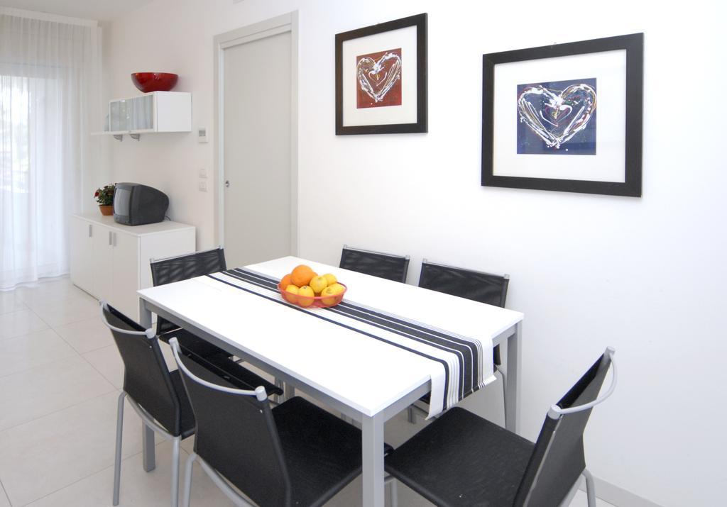 Ai Lecci Apartment บิบิโอเน ภายนอก รูปภาพ
